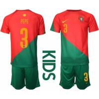 Camiseta Portugal Pepe #3 Primera Equipación Replica Mundial 2022 para niños mangas cortas (+ Pantalones cortos)